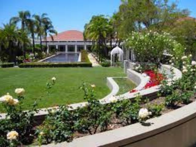 LA-T-12262 gallery 2