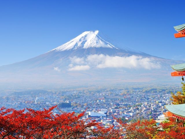 Tokyo's 2 - Day Adventure: Fuji 5th Station to Enoshima