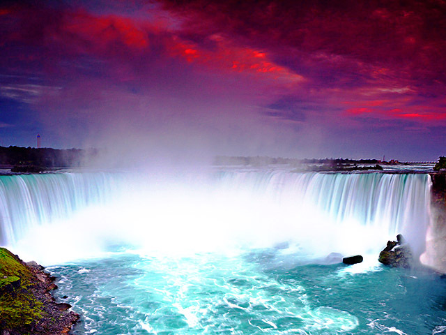 New York, Watkins Glen State Park, Niagara Falls, Toronto, Ottawa, Montreal, Quebec City, New York City 7-day Tour (EWR airport pick-up)