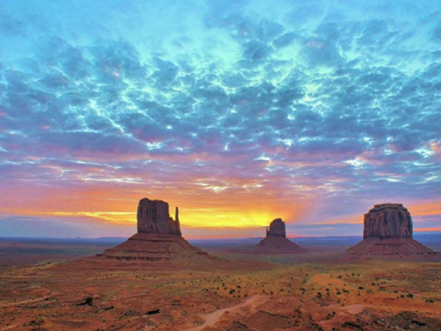 Monument Valley Loop Drive Tour - 2.5 Hours Duration