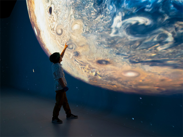 Illuminarium Las Vegas - SPACE: A Journey To The Moon & Beyond